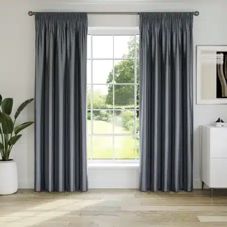 Edge Curtains